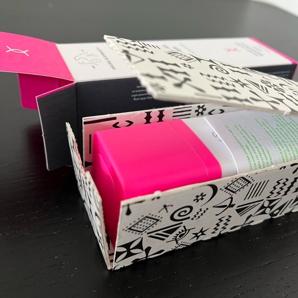 BINB Drunk Elephant
TLC Framboos™ Glycolic Exfoliating Serum 30ml - Picture 11 of 13